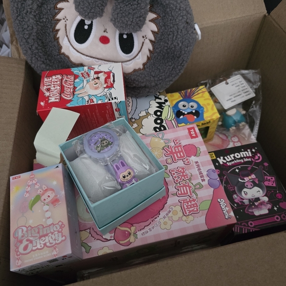 NIB BUNDLE OF 10 400% & MORE!